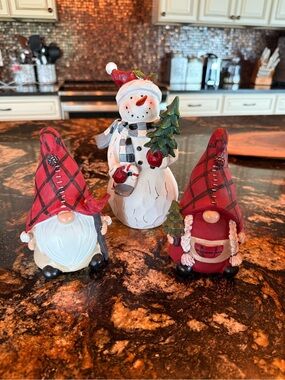 Hobby Lobby Red Plaid Gnome Pair with Snowman Holiday Figurine Set